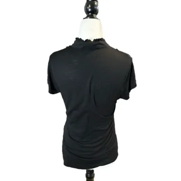 Women's Black Ruffle Front Vintage Forever 21 Shirt Size Small - Picture 4 of 5